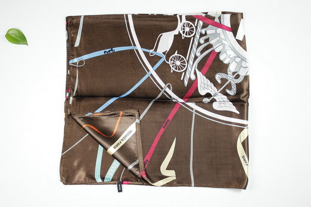 Hermes square scarf 01